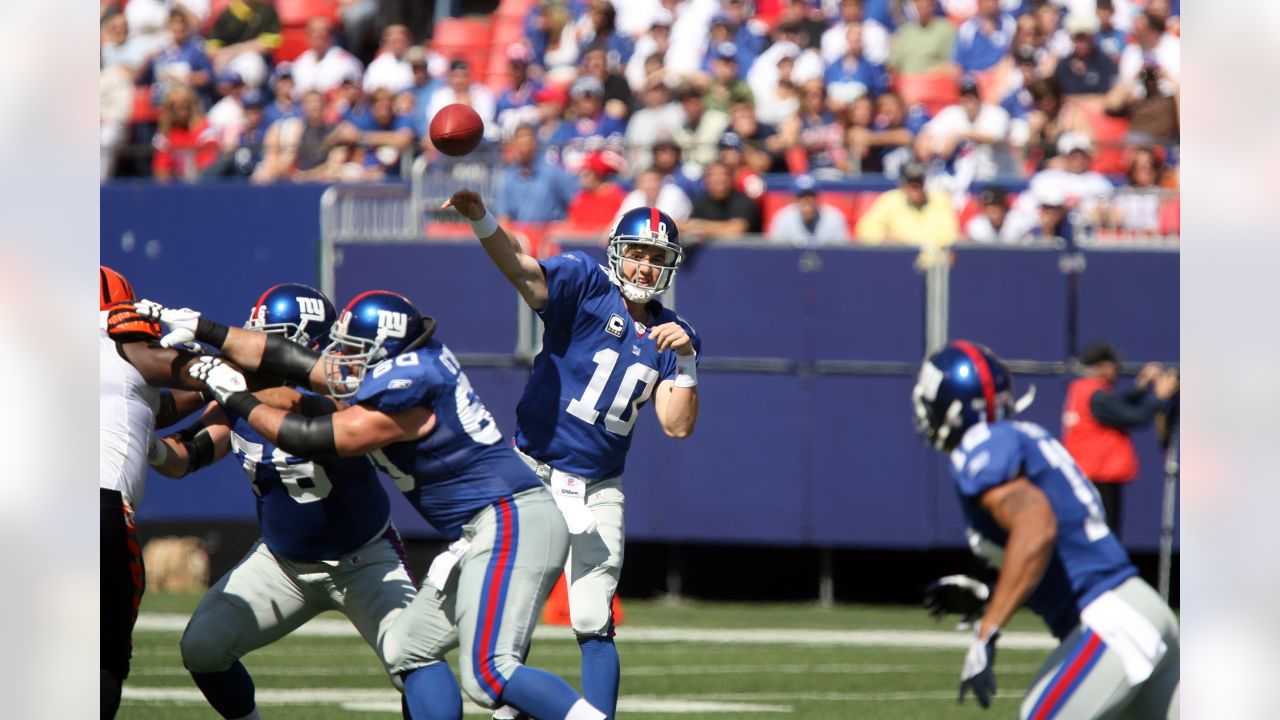 New York Giants tackle Eric Smith during an NFL preseason football game  against the Cincinnati Bengals, Sunday, Aug. 21, 2022 in East Rutherford,  N.J. The Giants won 25-22. (AP Photo/Vera Nieuwenhuis Stock