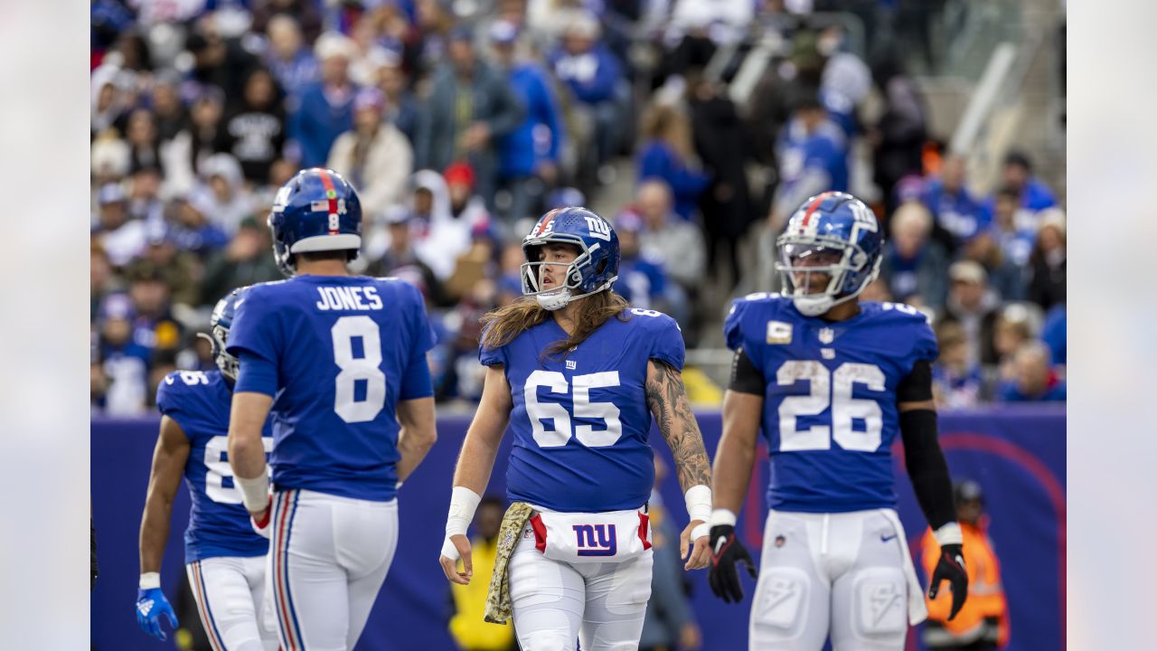 NY Giants' Nick Gates Suffers Gruesome Leg Injury, 'Snapped That S*** In  Half'