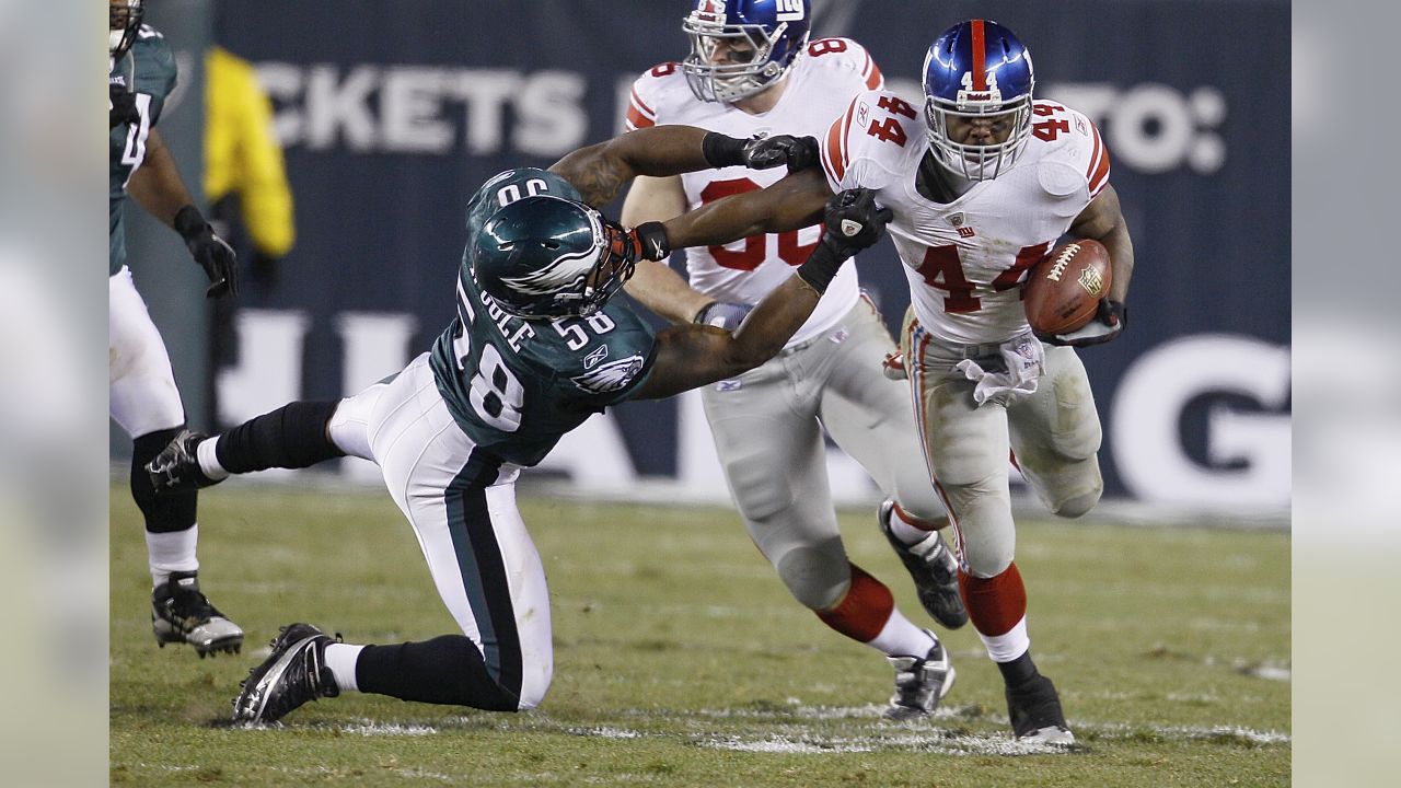 Old Images of Philadelphia - Philadelphia Eagles' RB Wilbert Montgomery  eludes the St. Louis Cardinals' defense on his way to a touchdown at  Veteran's Stadium. The St. Louis Cardinals played the Philadelphia