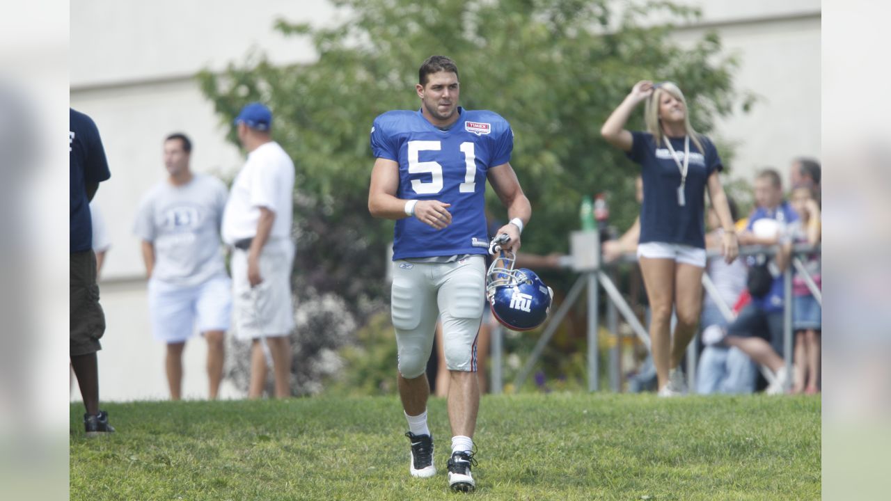 New York Giants' Zak DeOssie drove away with Super Bowl rings on top of car  