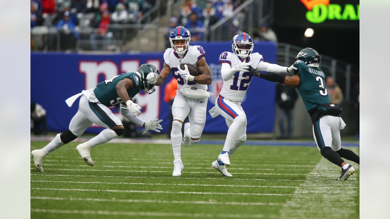 Xavier McKinney leads Giants' defensive surge