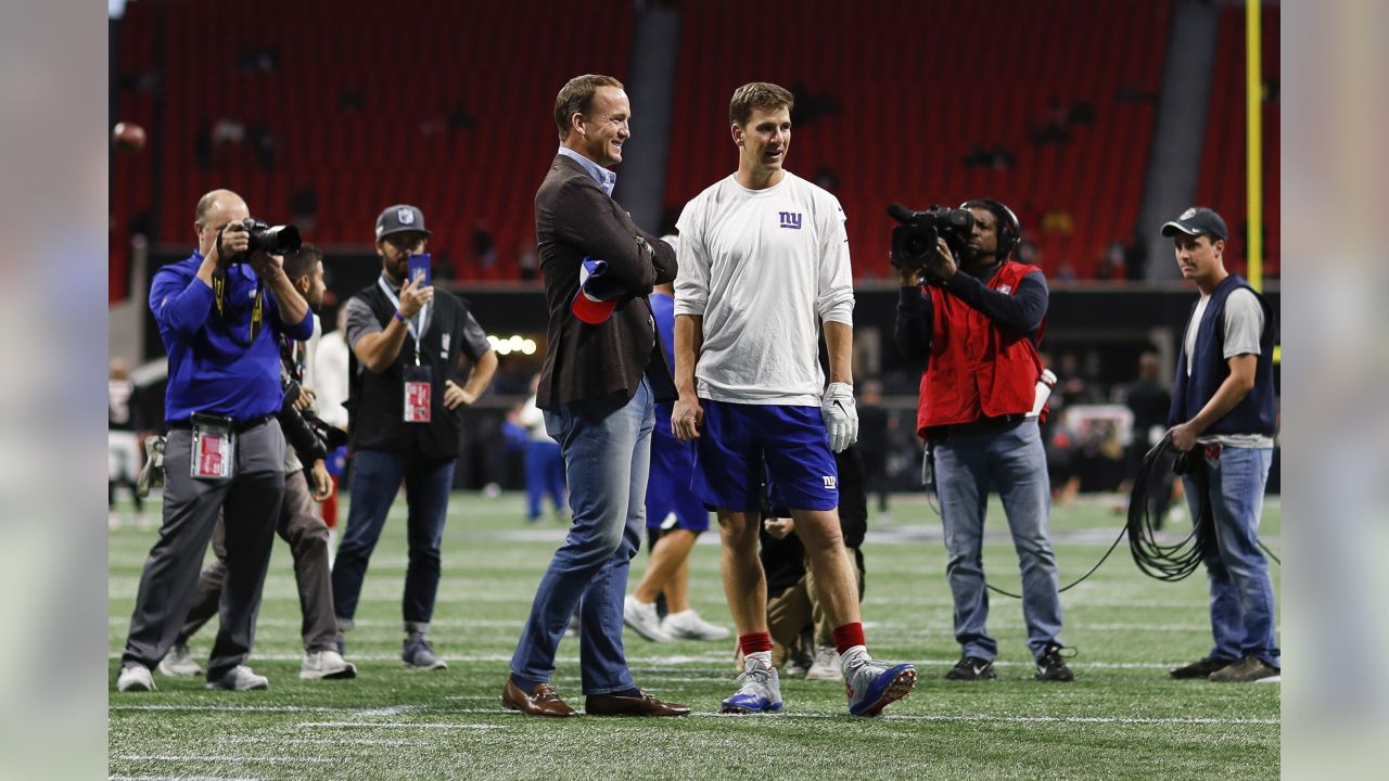 NY Giants' Eli Manning connects with Rockaway teen through Make-A-Wish