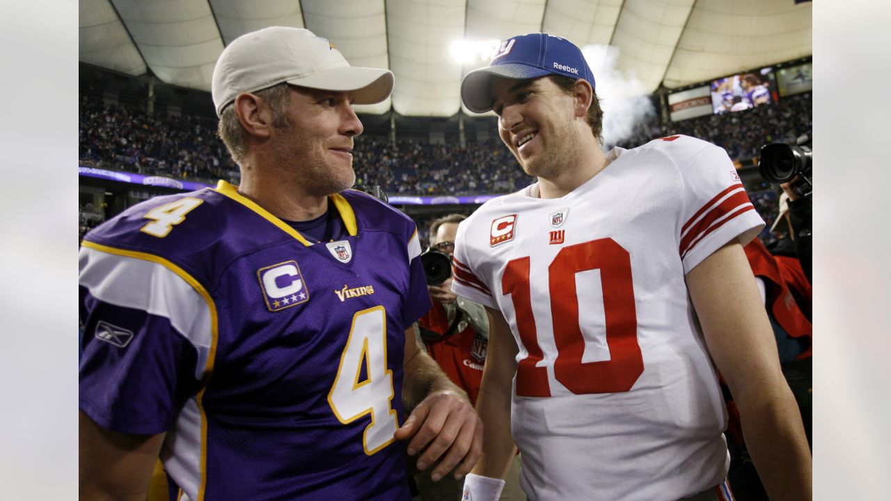 Super Wild Card Weekend NFL game picks: Giants nip Vikings