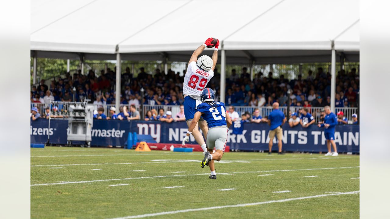 Tommy Sweeney's Buffalo roots give him chance to make New York Giants'  roster - Big Blue View