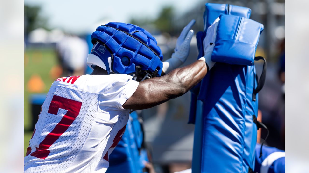 New York Giants RB Saquon Barkley takes next step in recovery, completes  first contact practice - ABC7 New York