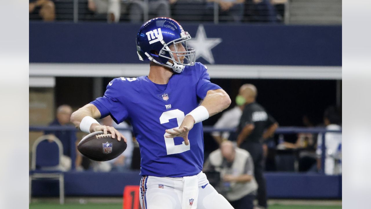 Mike Glennon injury news: Giants QB clears concussion protocol, set to  start Week 14 vs. Chargers - DraftKings Network