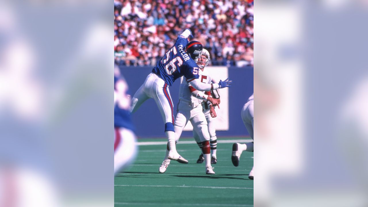 Lawrence Taylor's INCREDIBLE Thanksgiving Game vs. Lions (1982)