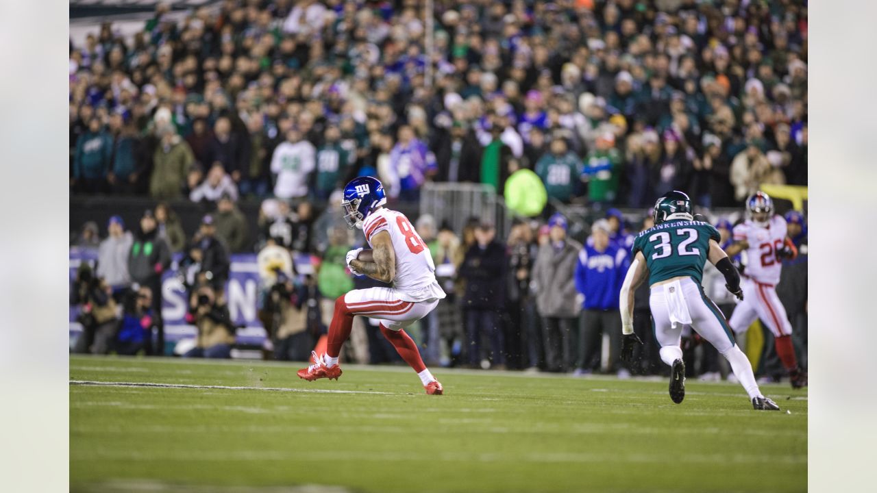 December 7, 2014: Seattle Seahawks center Patrick Lewis (65) in action  during warm-ups prior to the NFL game between the Seattle Seahawks and the  Philadelphia Eagles at Lincoln Financial Field in Philadelphia