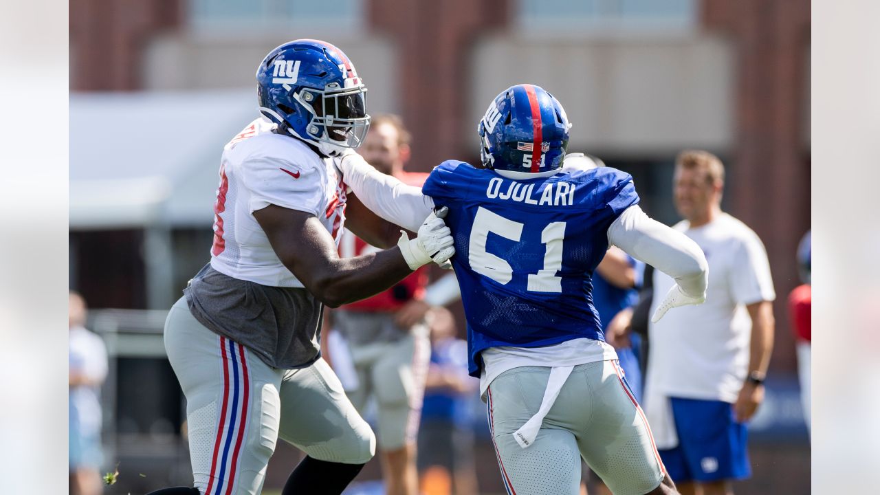 Giants' Tyrod Taylor, Collin Johnson take strong camps into preseason