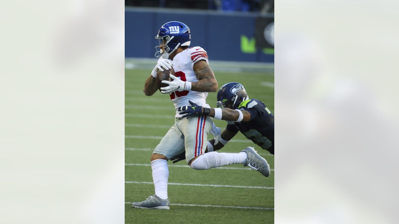 Dallas Cowboys tight end Jeremy Sprinkle (87) warms up before an NFL  football game against the New York Giants, Sunday, Dec. 19, 2021, in East  Rutherford, N.J. The Dallas Cowboys defeated the