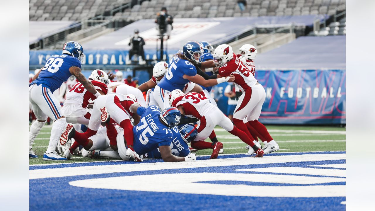 Arizona Cardinals running back Kenyan Drake (41) in action against New York  Giants linebacker J …