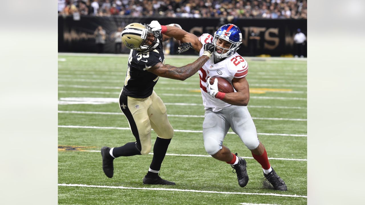 New Orleans Saints Drew Brees stretches on the sidelines before the game  against the New York Giants in week 4 of the NFL season at MetLife Stadium  in East Rutherford, New Jersey