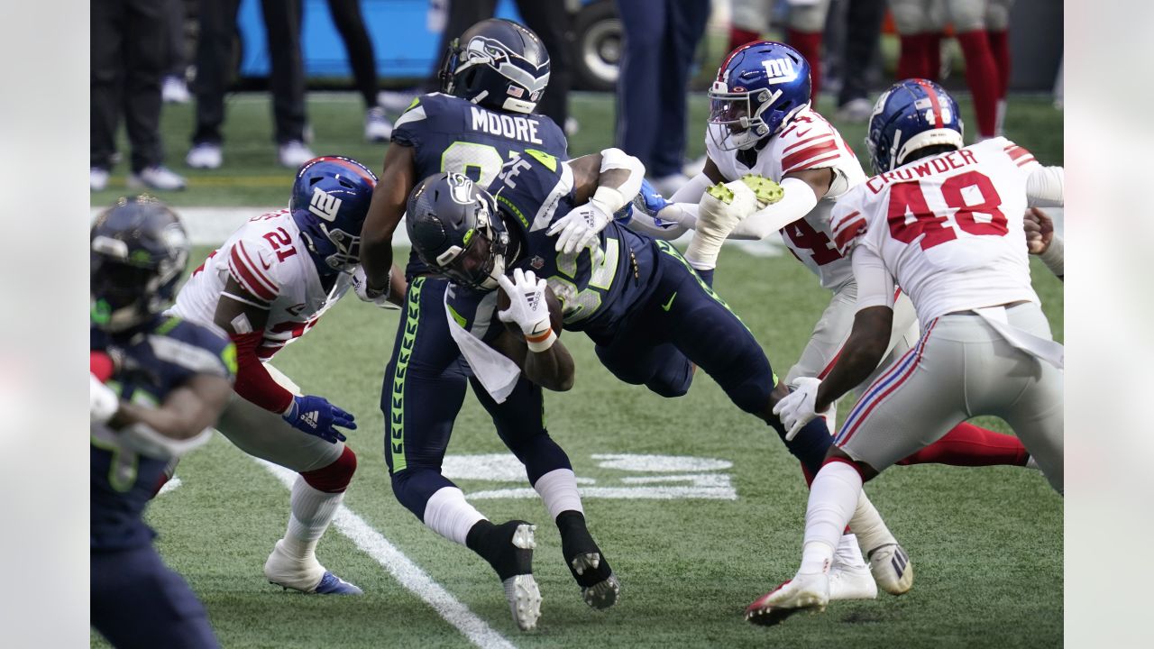 Seahawks vs. Giants: Seattle pulls away from Giants 27-13 for third  straight win - Field Gulls