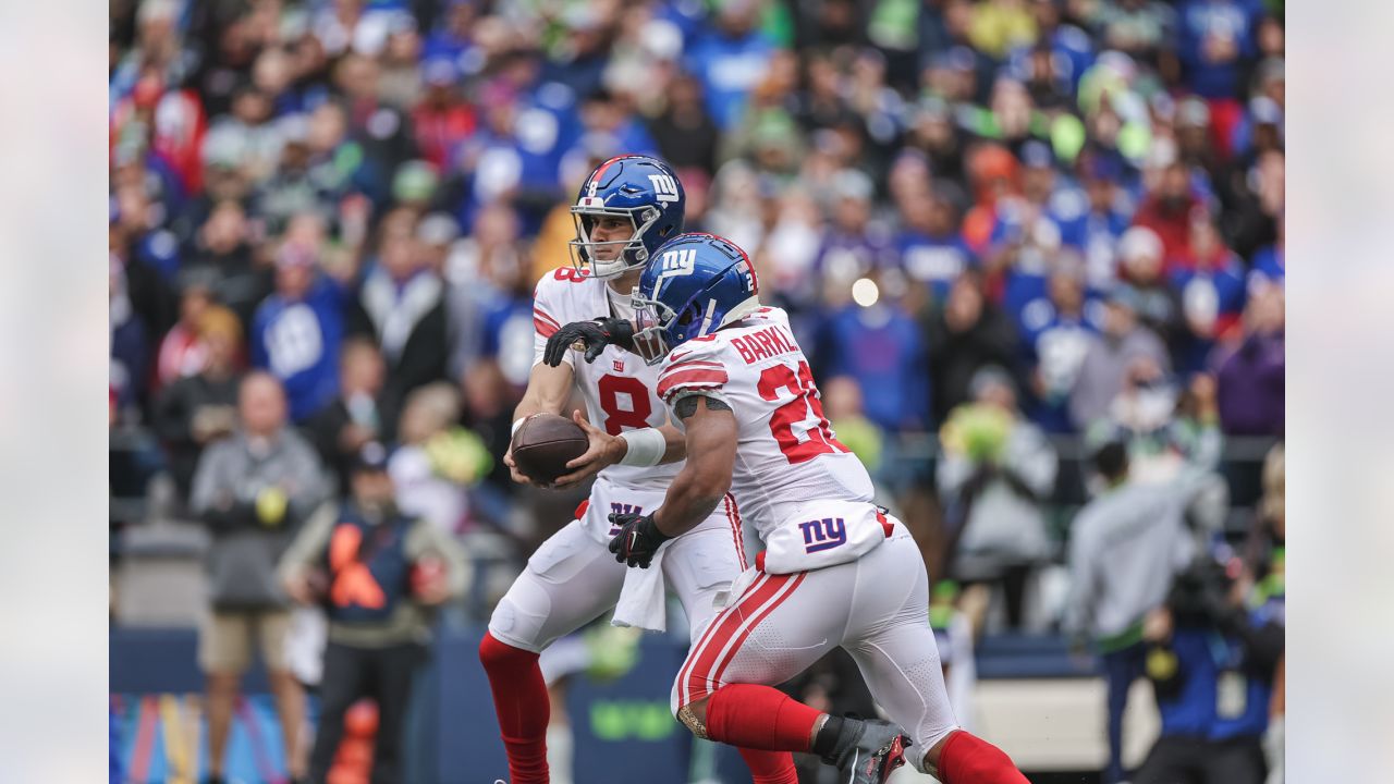 Giants fall to Seahawks, enter bye 6-2