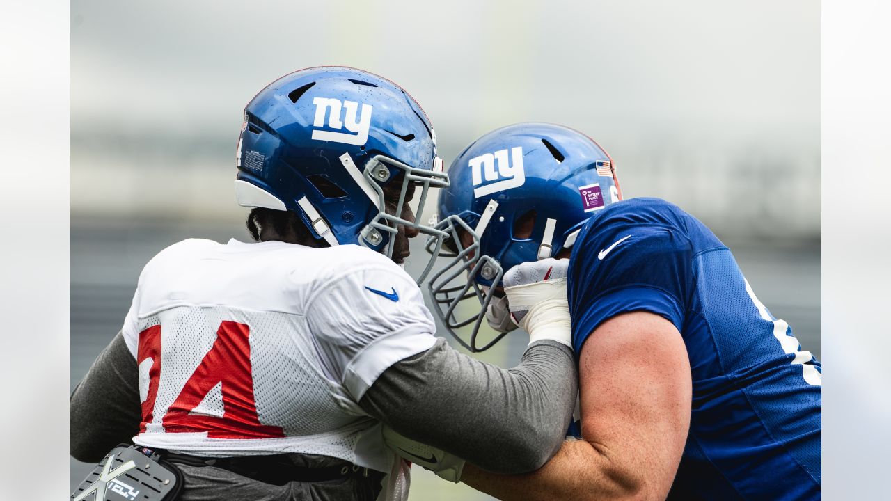 New York Giants video: Joe Judge takes part in muddy fumble drill