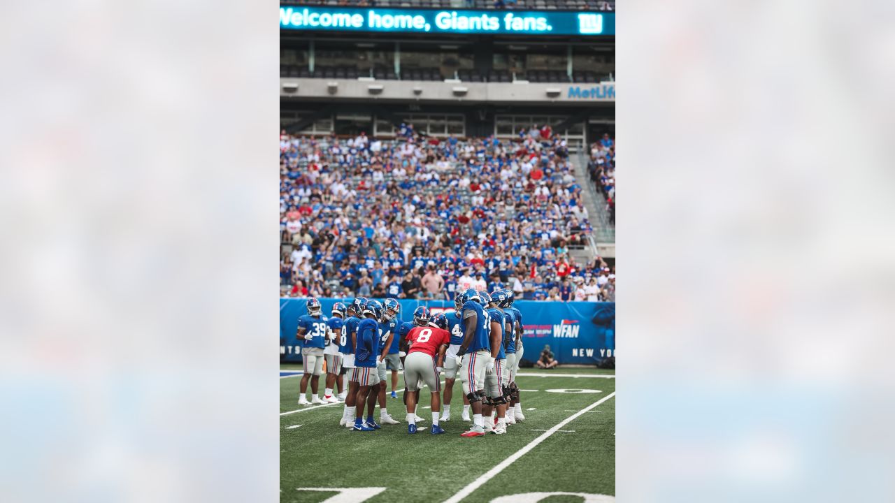 MetLife Stadium on X: Welcome back, @Giants 