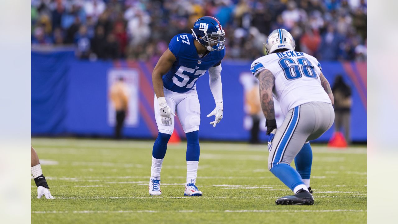 New York Giants linebacker Jaylon Smith (54) takes the field for an NFL  football game against the Philadelphia Eagles on Sunday, Dec. 11, 2022, in  East Rutherford, N.J. (AP Photo/Adam Hunger Stock