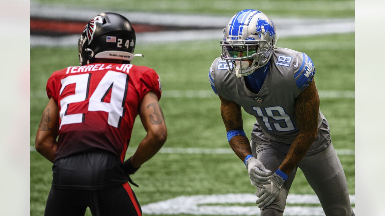 Detroit Lions wide receiver Kenny Golladay is seen on the field during  pregame of an NFL football game, Sunday, Oct. 27, 2019, in Detroit. (AP  Photo/Paul Sancya Stock Photo - Alamy