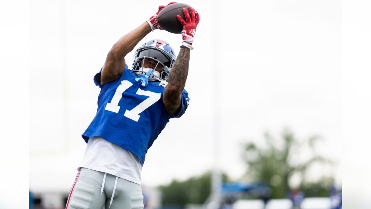 Giants draft picks 2022: New York trades back twice, selects WR Wan'Dale  Robinson at No. 43 - Big Blue View