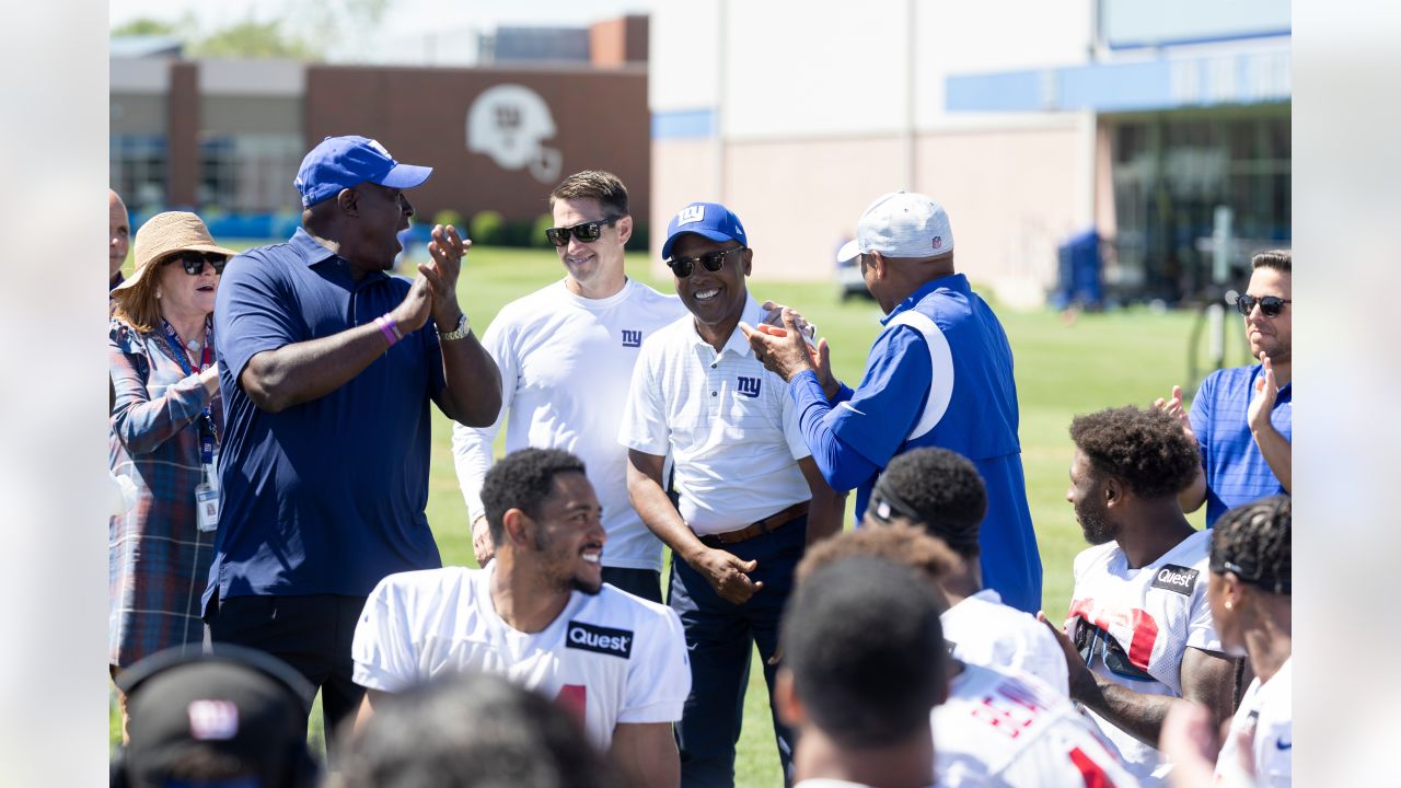 See it: Giants players wearing Ring of Honor jerseys in practice