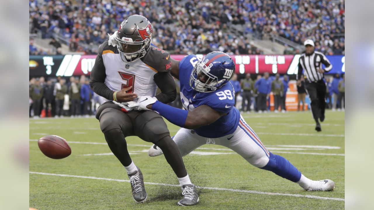 Buccaneers vs. Giants recap: Running away with a 30-10 win in