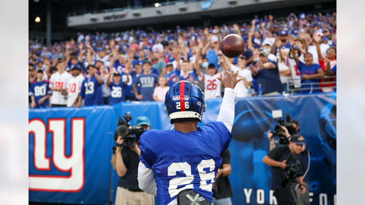 Local fans quick to dress in Giants' success