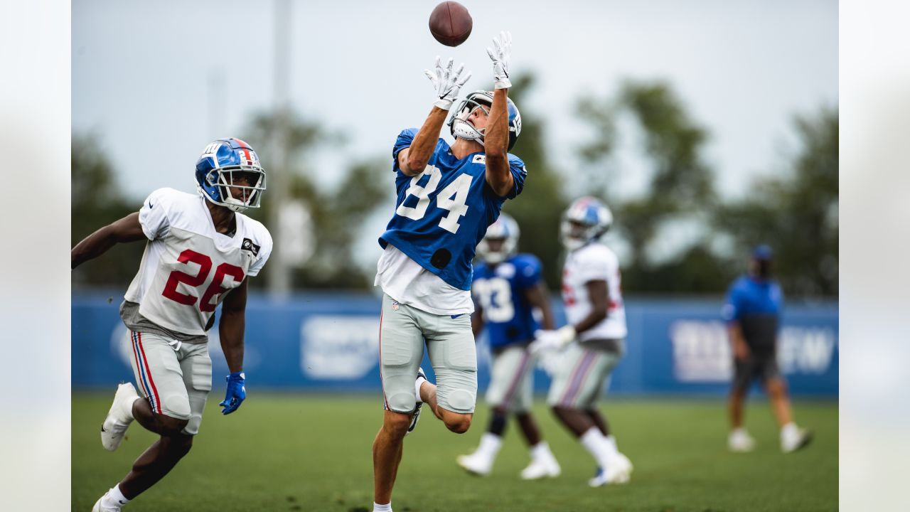 New York Giants video: Joe Judge takes part in muddy fumble drill