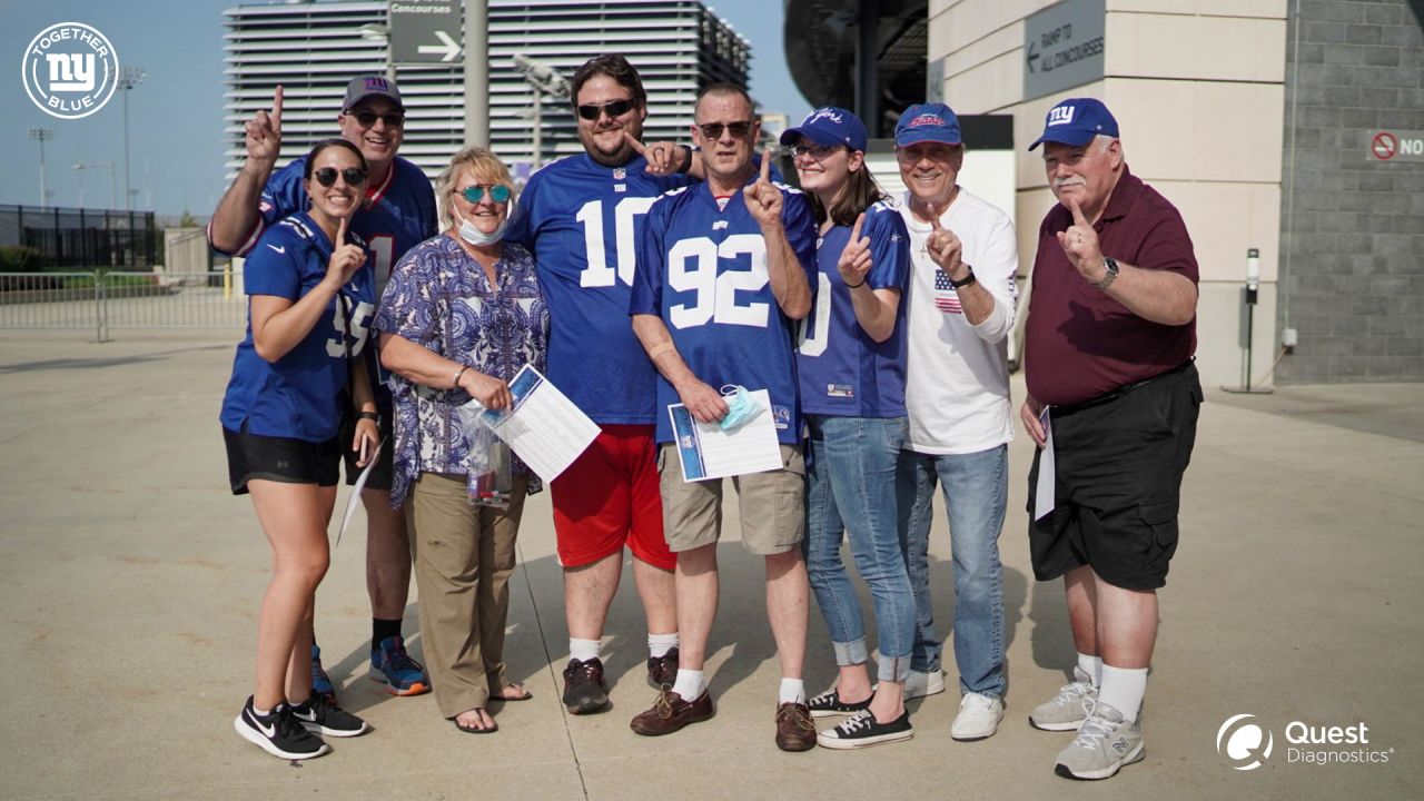 New York Giants fans return in 'unbelievable' showing for practice