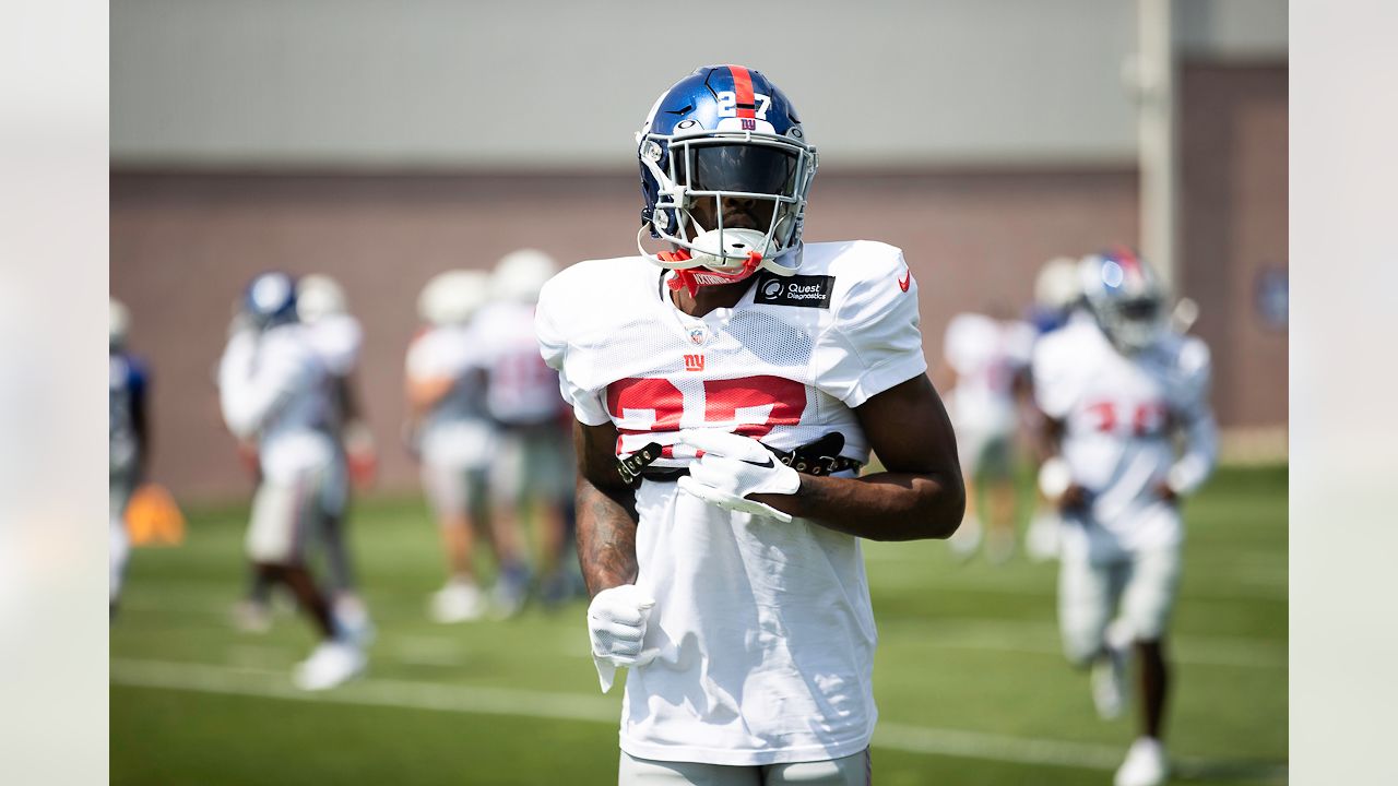 East Rutherford, New Jersey, USA. 9th Sep, 2018. New York Giants linebacker  Ray-Ray Armstrong (55) during a NFL game between the Jacksonville Jaguars  and the New York Giants at MetLife Stadium in