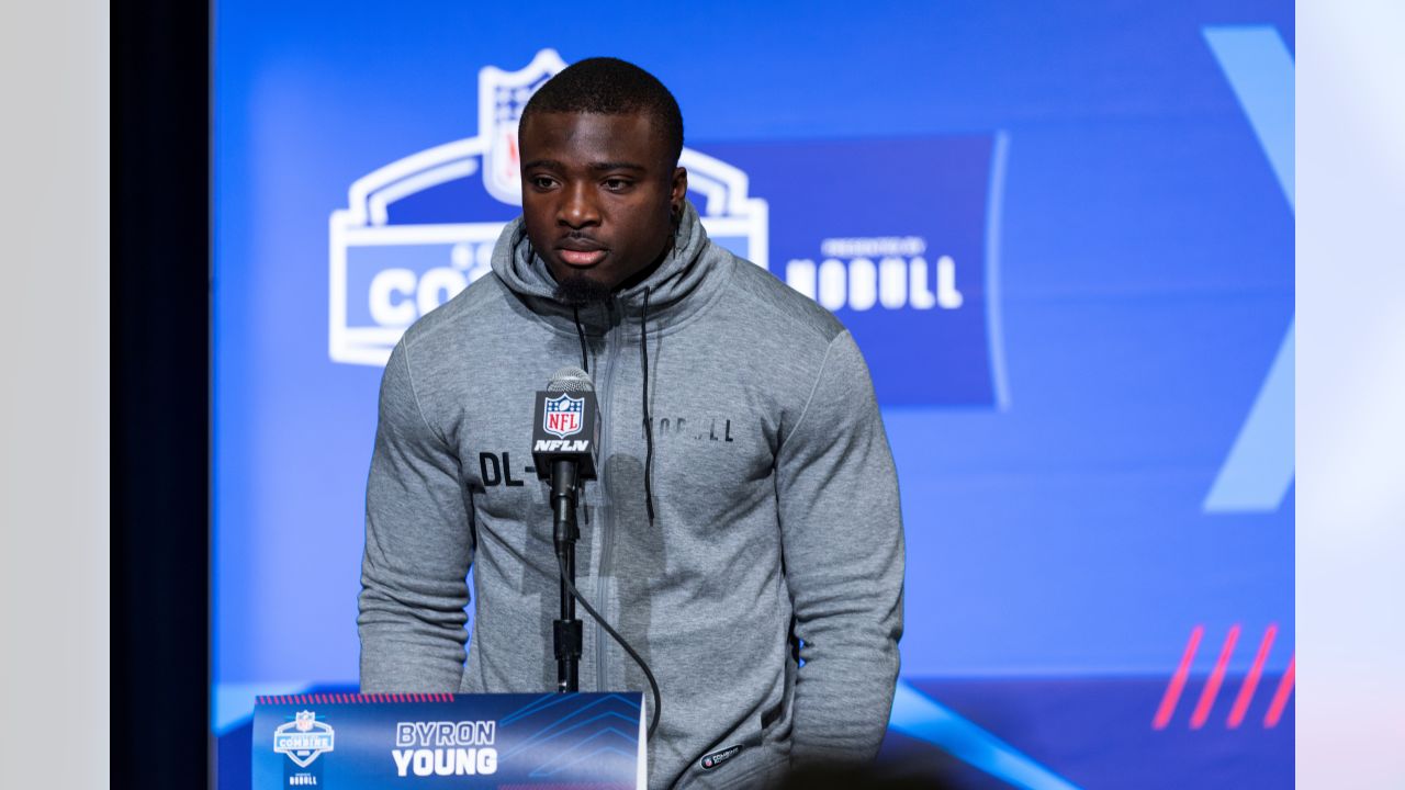 NFL Combine Notebook: LSU's BJ Ojulari talks Azeez's mentorship