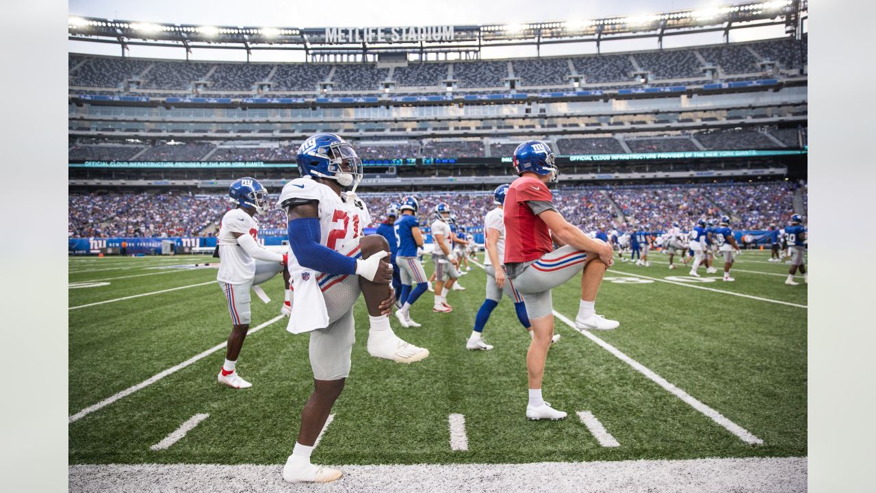 Sideline View: Observations from Giants Fan Fest