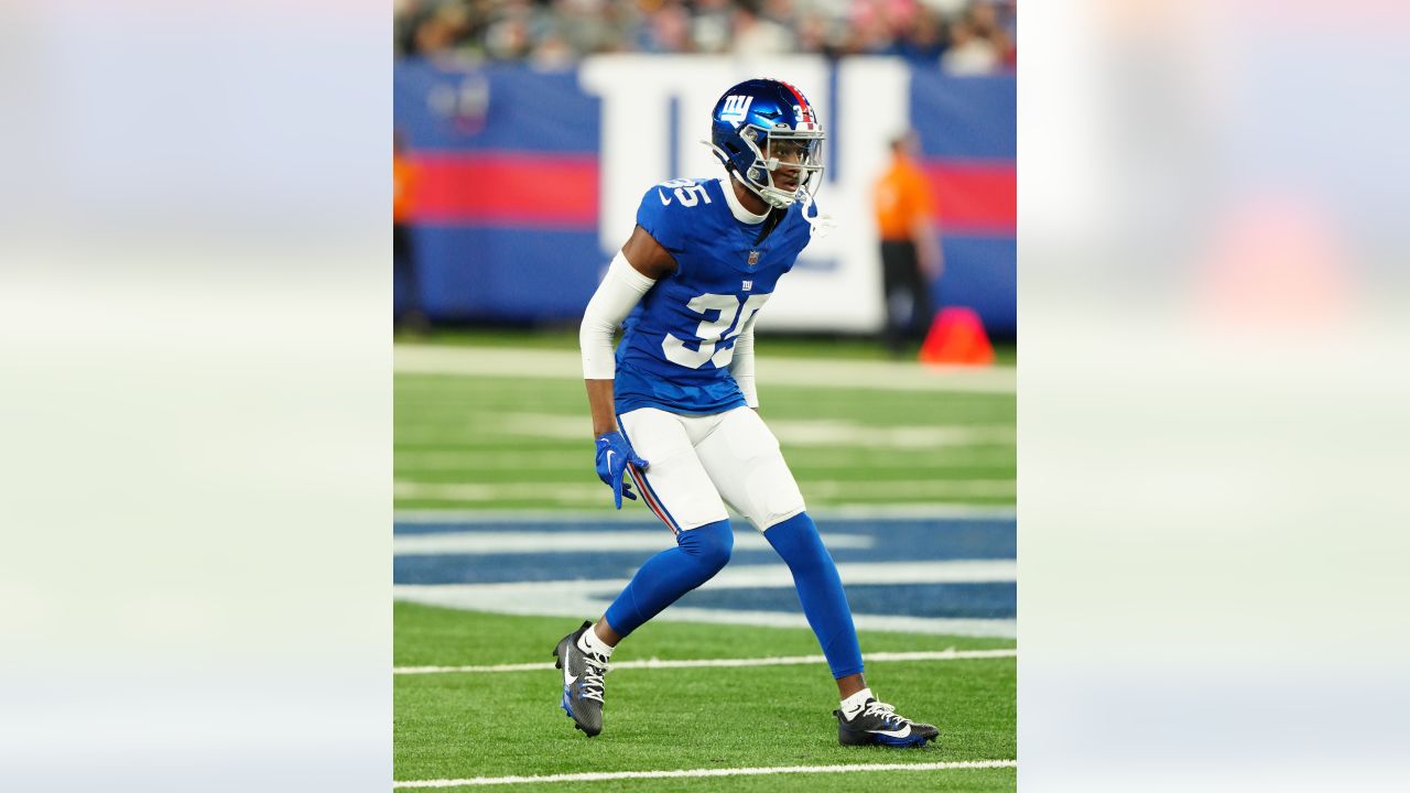 Giants' roster moves: Oshane Ximines, Taiwan Jones elevated from practice  squad - Big Blue View