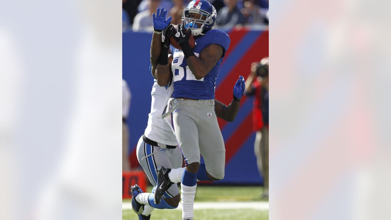 New York Giants linebacker Jaylon Smith (54) reacts against the Baltimore  Ravens during an NFL football game Sunday, Oct. 16, 2022, in East  Rutherford, N.J. (AP Photo/Adam Hunger Stock Photo - Alamy