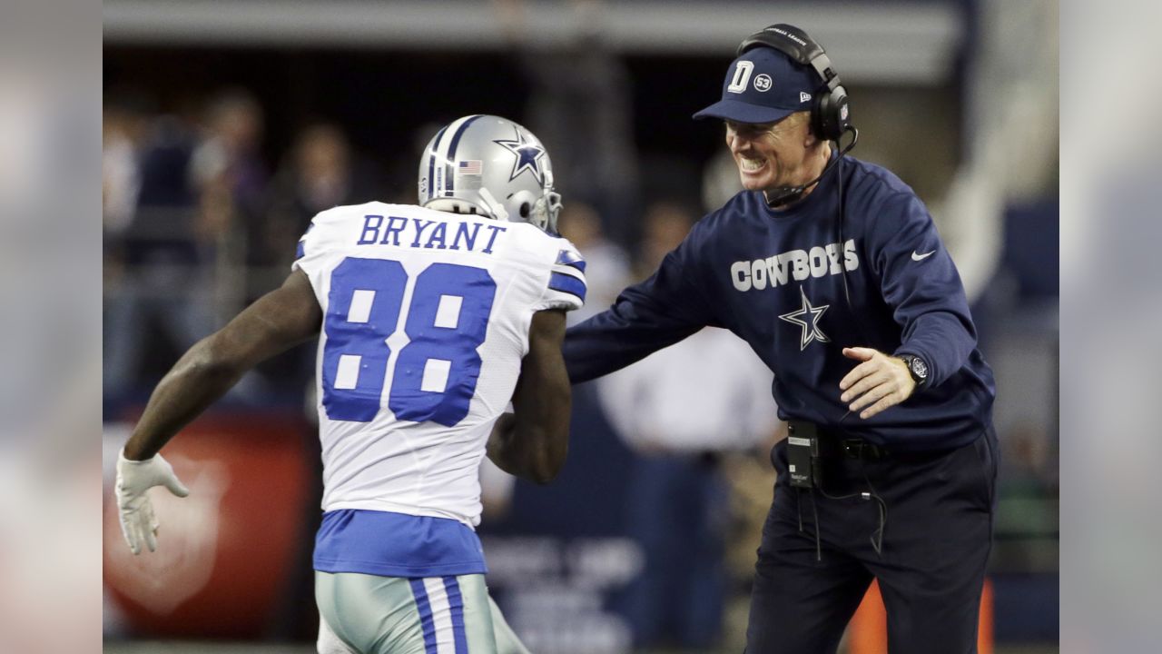 Dallas Cowboys head coach Jason Garrett yells on the sideline in the first  half of an NFL football game against the New Orleans Saints in New Orleans,  Sunday, Sept. 29, 2019. (AP