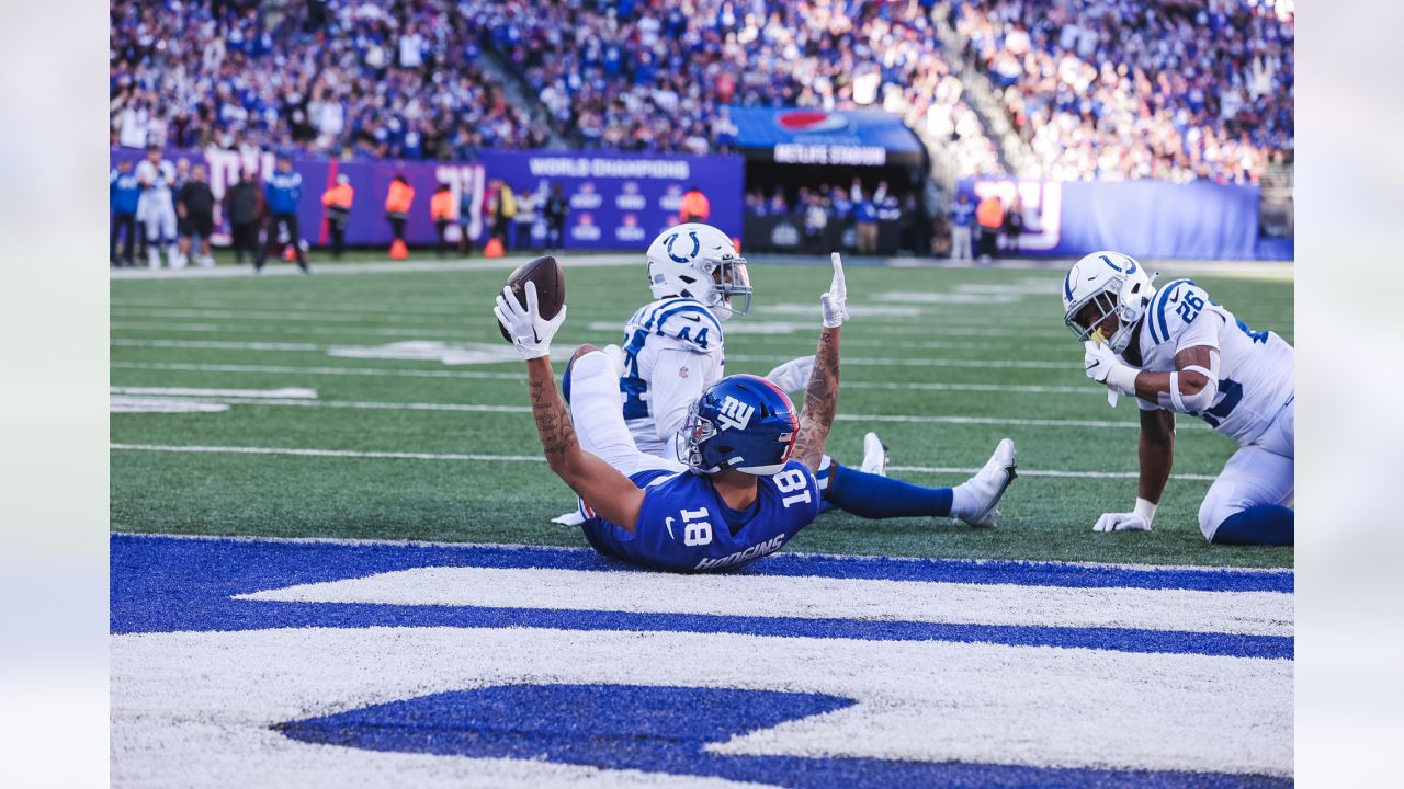 Giants clinch first playoff berth since 2016; thrash Colts 38-10