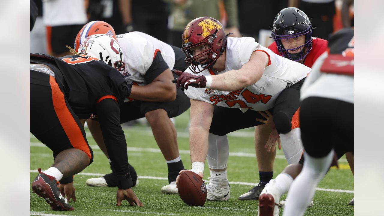 Gophers center John Michael Schmitz rocks way to NFL as a potential  first-round draft pick