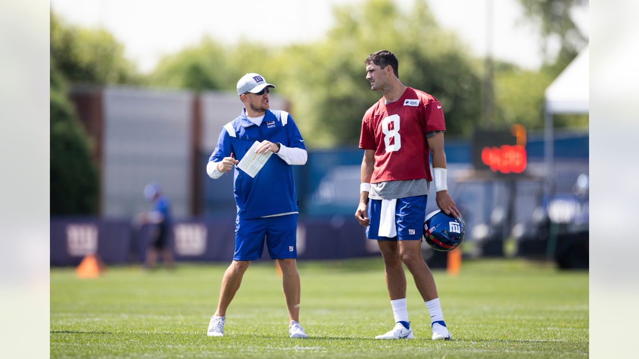 Giants LB Blake Martinez misses practice with unknown ailment