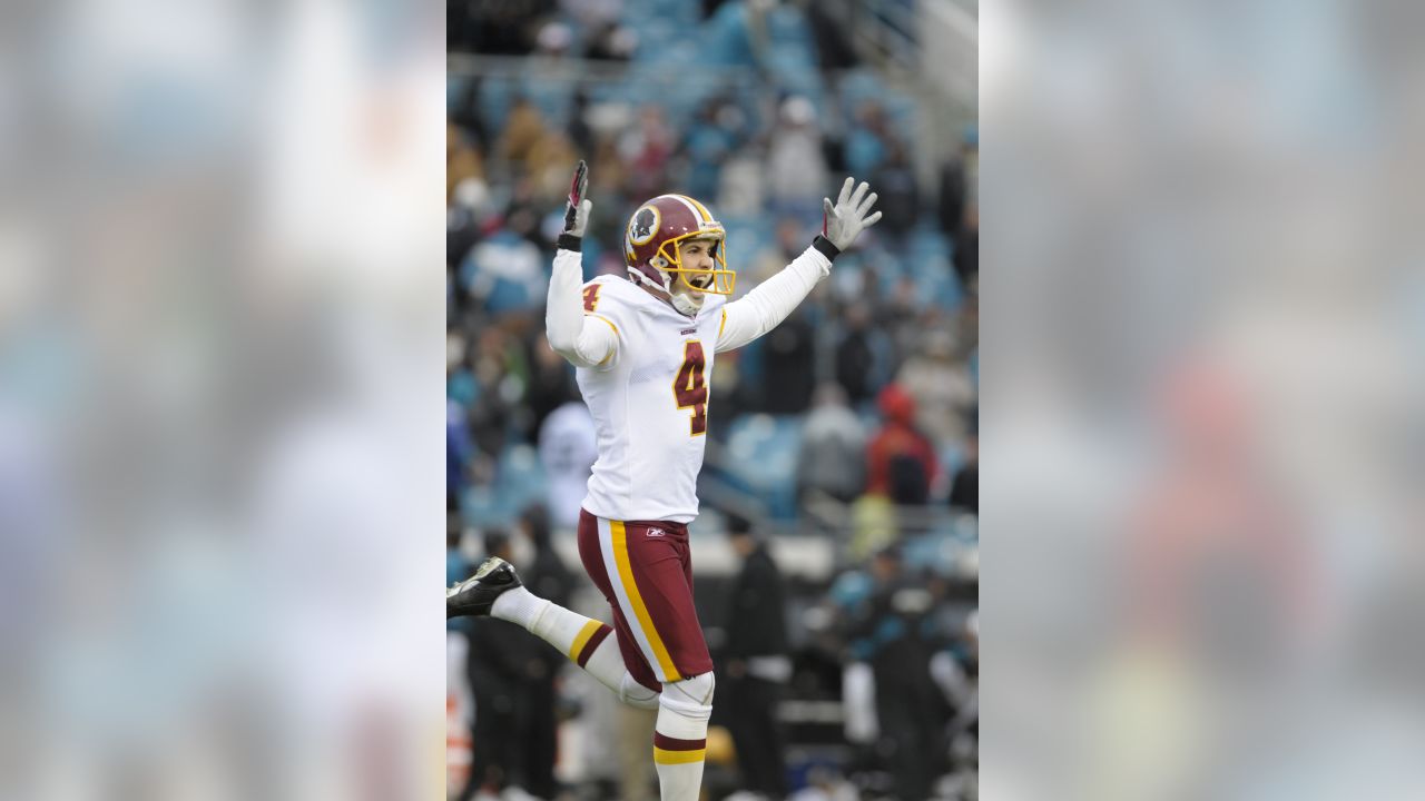 Giants sign kicker Graham Gano; Cody Core to IR