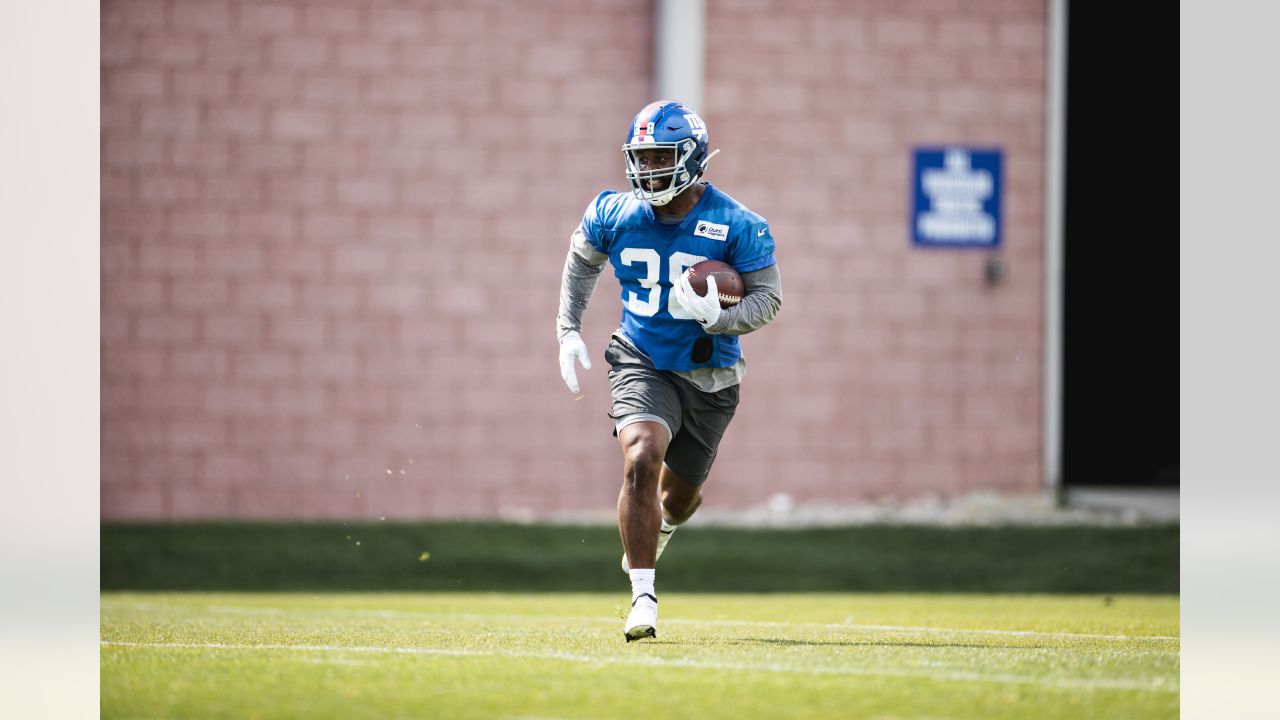 Giants' Elerson Smith reveling in second chance to establish himself