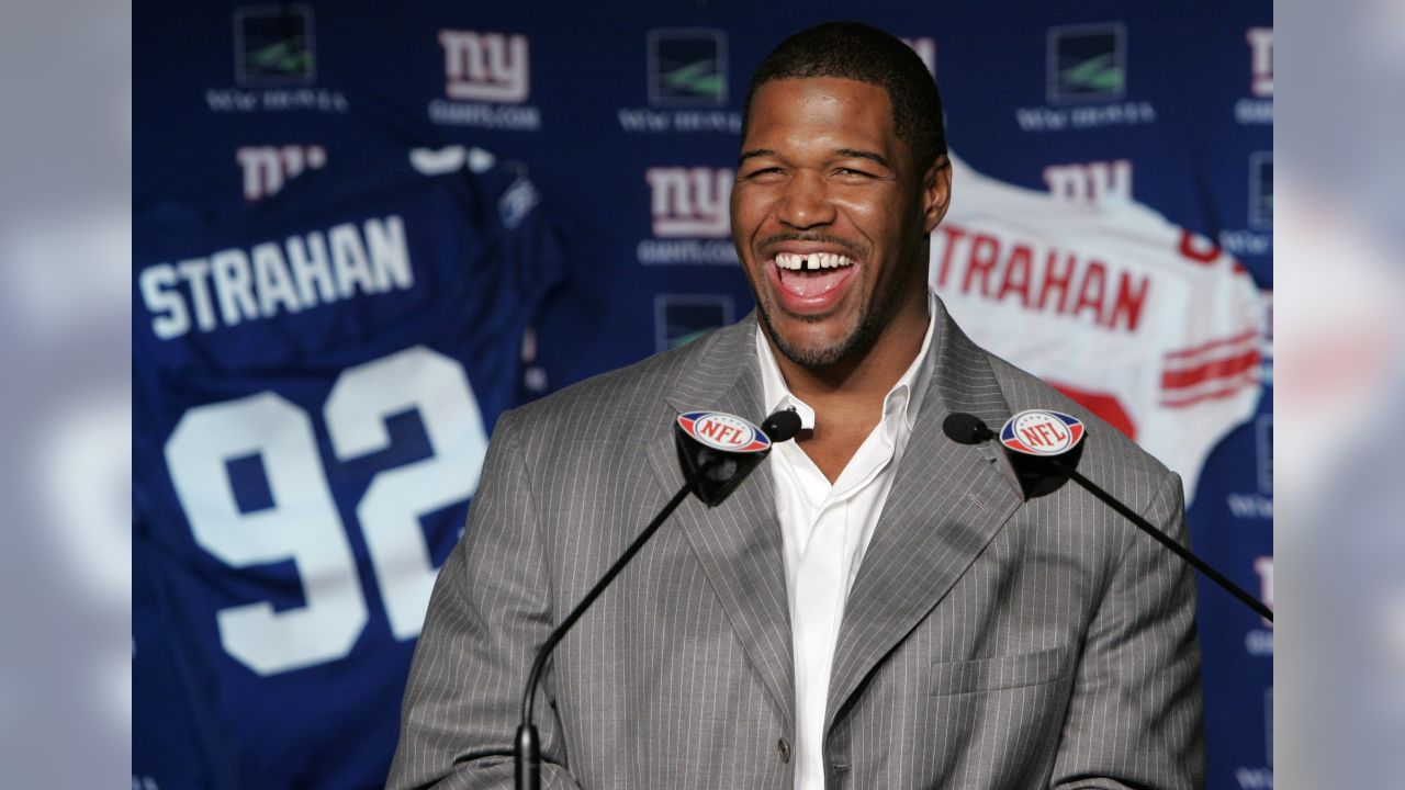 Michael Strahan wonders why Giants have taken so long to retire his number:  'Expected it a little bit sooner' 