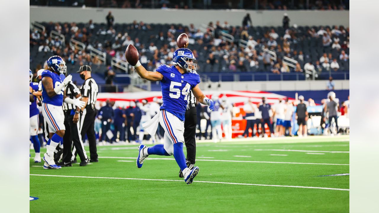 New York Giants Can't Hold On, Lose to Cowboys 37-34 - Sports Illustrated  New York Giants News, Analysis and More