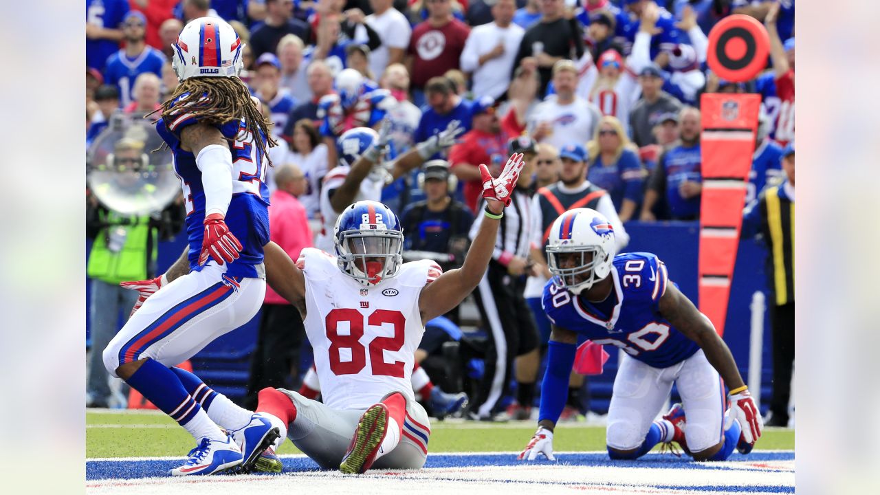 Cincinnati Bengals cornerback Eli Apple's fourth-down pass break up vs.  Buffalo Bills wide receiver Gabe Davis in end zone turns tides late in  fourth