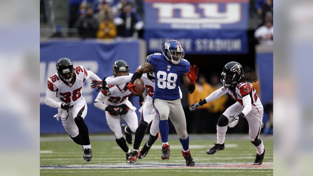 Lot Detail - Hakeem Nicks Game Worn and Signed New York Giants Lot: Jersey,  Cleats, and Gloves (Nicks LOA)