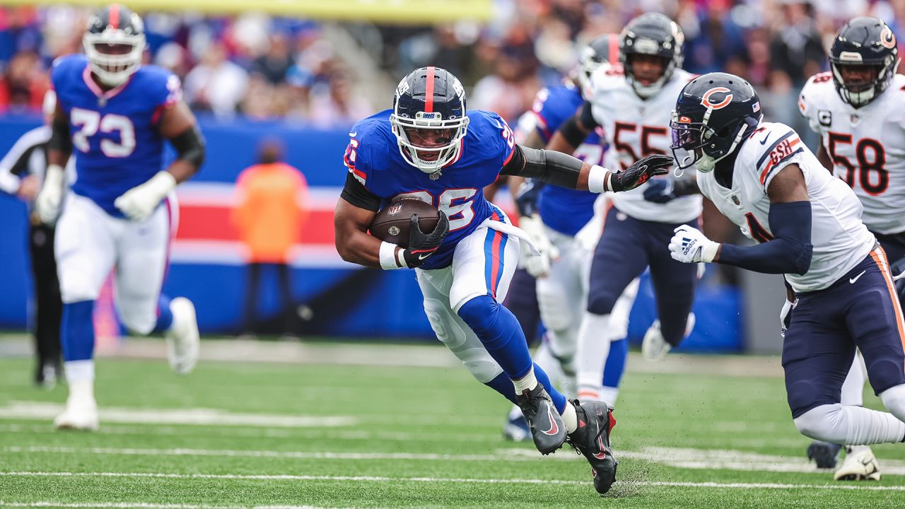 New York Giants Top Chicago Bears, 20-12 Thanks to Running Game - Sports  Illustrated New York Giants News, Analysis and More