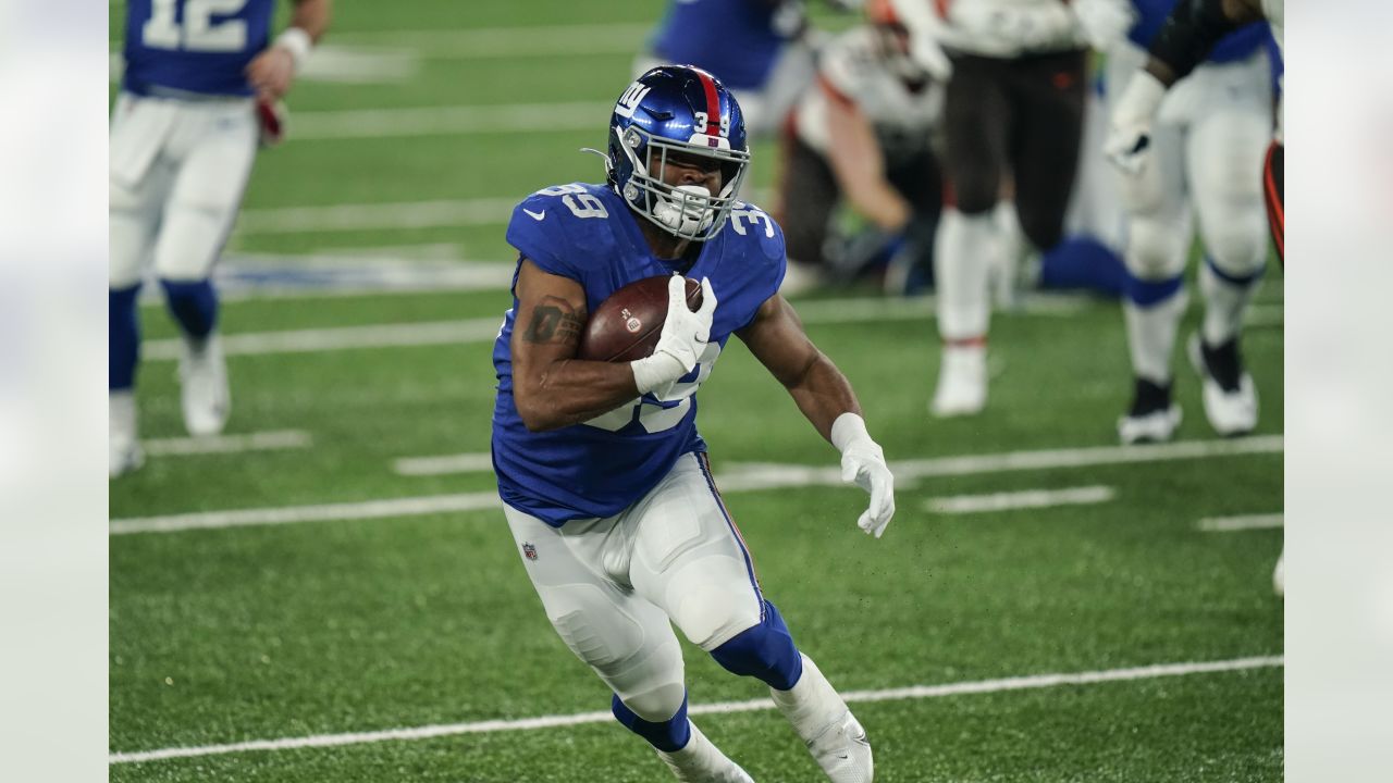 New York Giants running back Elijhaa Penny (39) is tackled by the Minnesota  Vikings during the fourth quarter of an NFL football game, Sunday, Oct. 6,  2019, in East Rutherford, N.J. (AP