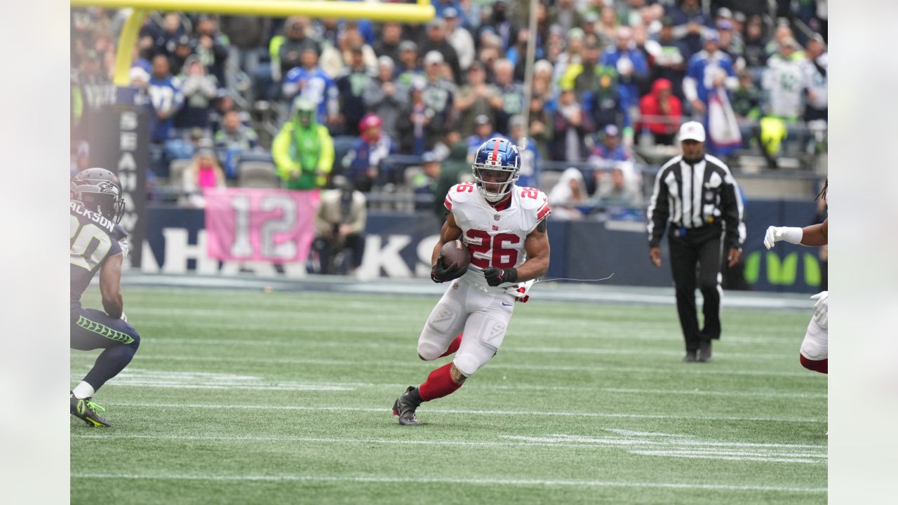 Saquon Barkley Rocks NY Giants Gear to Barber Shop