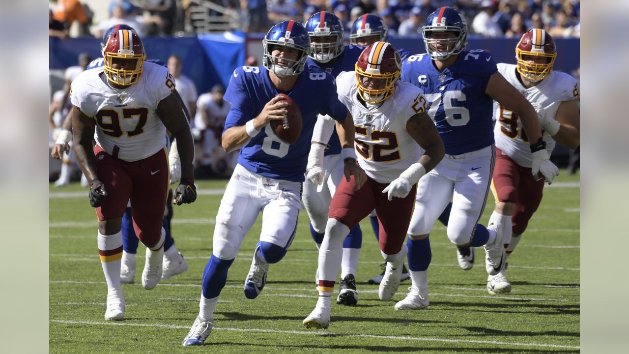 NFL Week 2: Daniel Jones's Superman routine saves the season in New York -  The Boston Globe