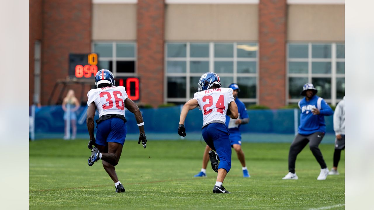 New York Giants safety Dane Belton (24) defends against the