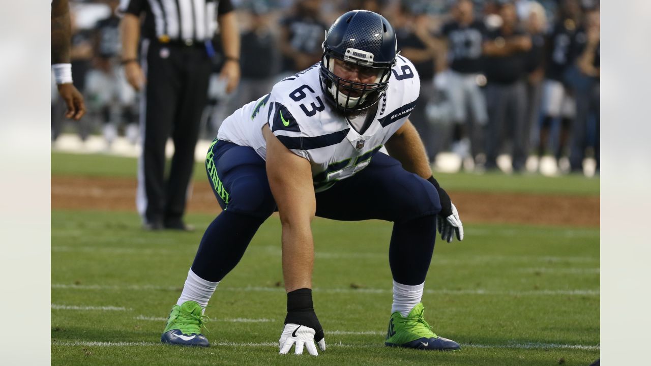 Seahawks reportedly demote RG Mark Glowinski from starting lineup - Field  Gulls