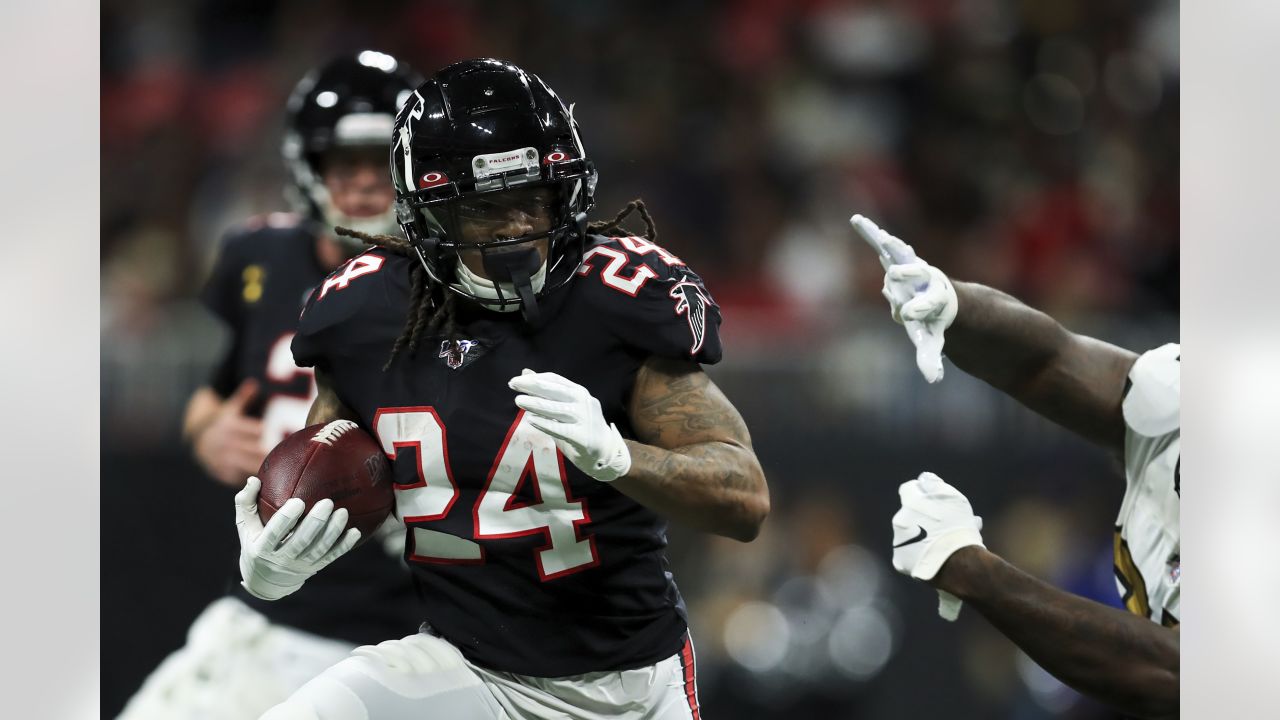 From outhouse to penthouse: Ex-Giants running back Devonta Freeman is  headed for the NFL playoffs 